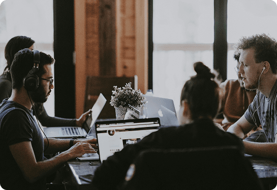 The Growqai team collaborating